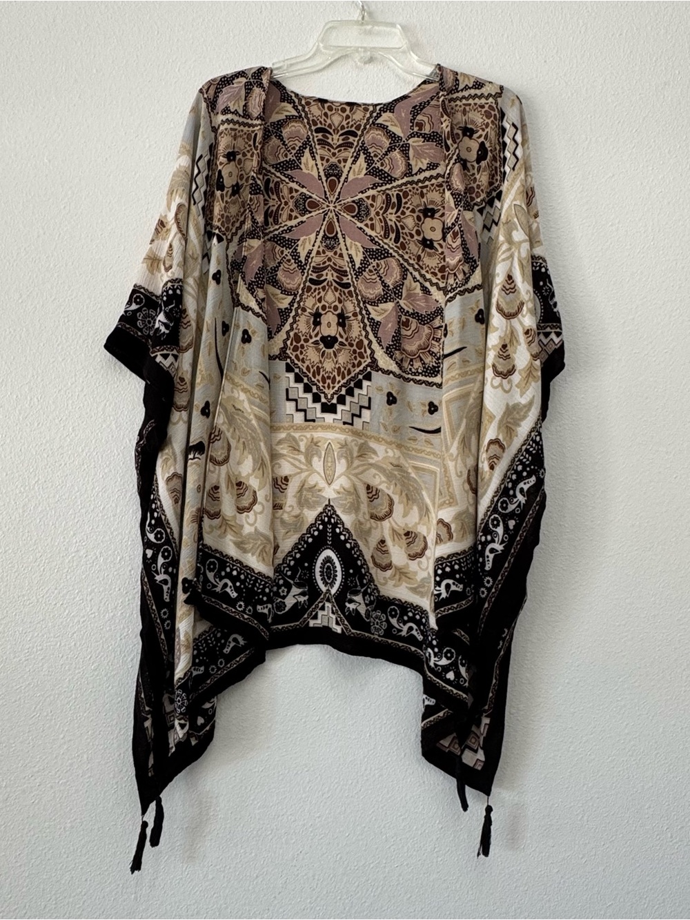 Vince Camuto Bohemian Medallion Print Oversized Poncho Kimono Shawl Wrap One Sz